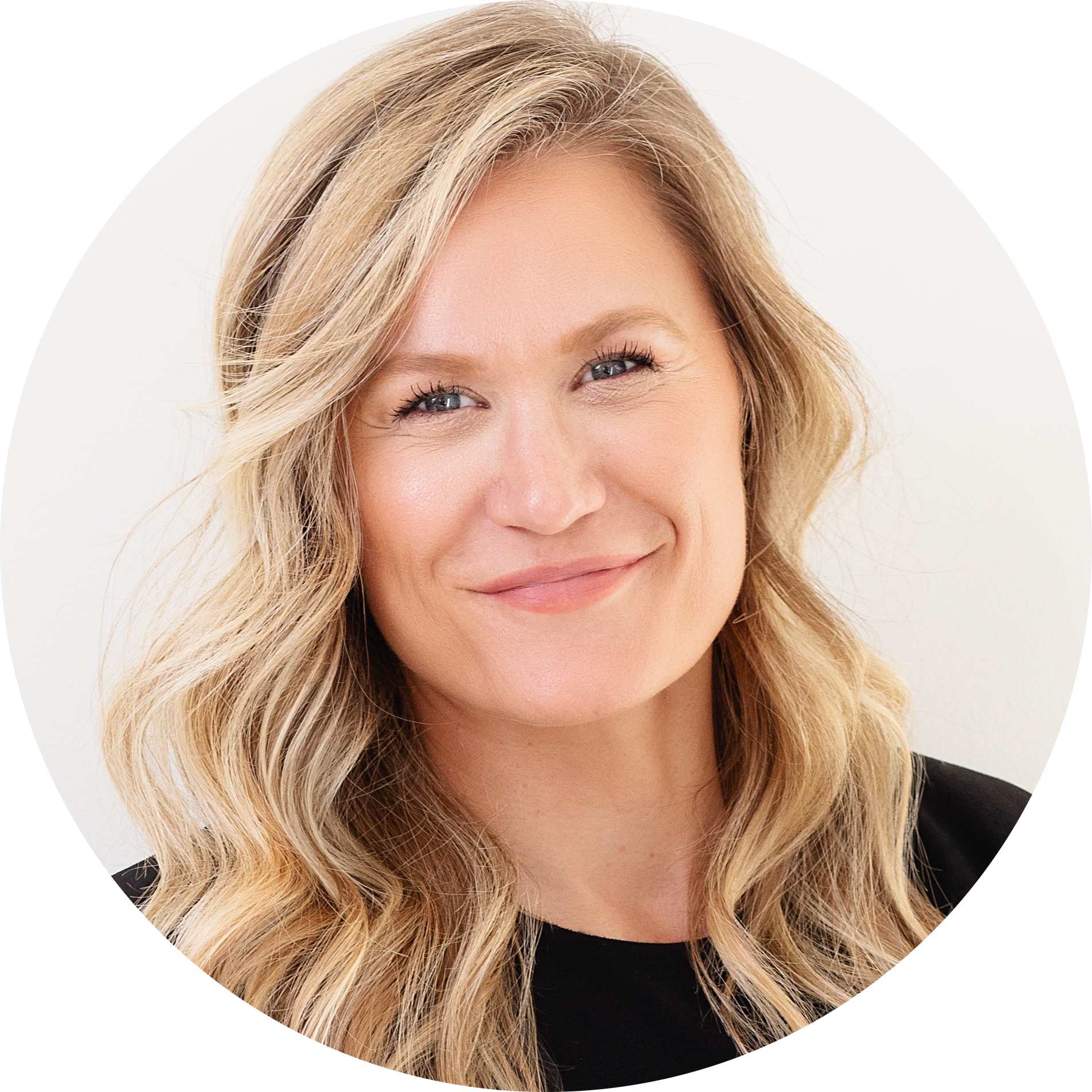 Jessica Holsapple headshot